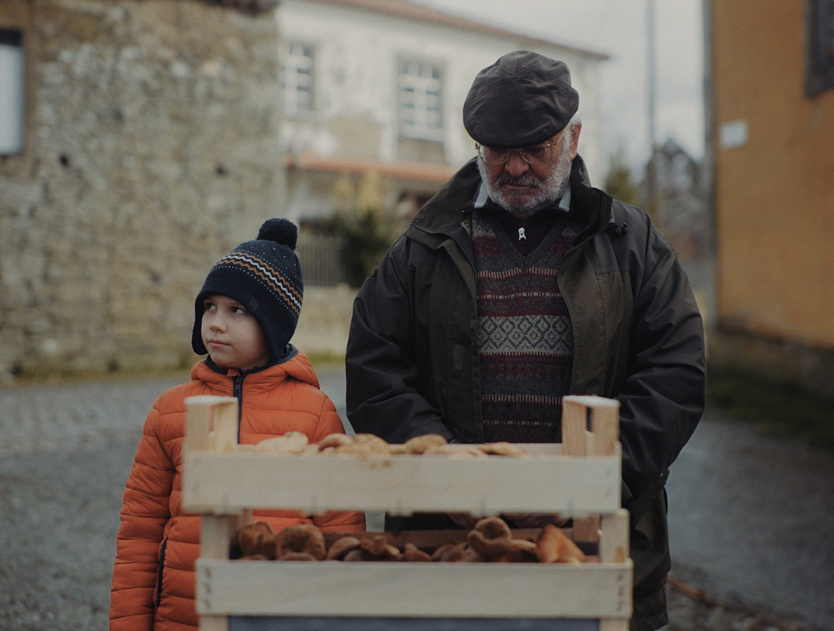 Cloak of Honors, The tale of the boy and the old men